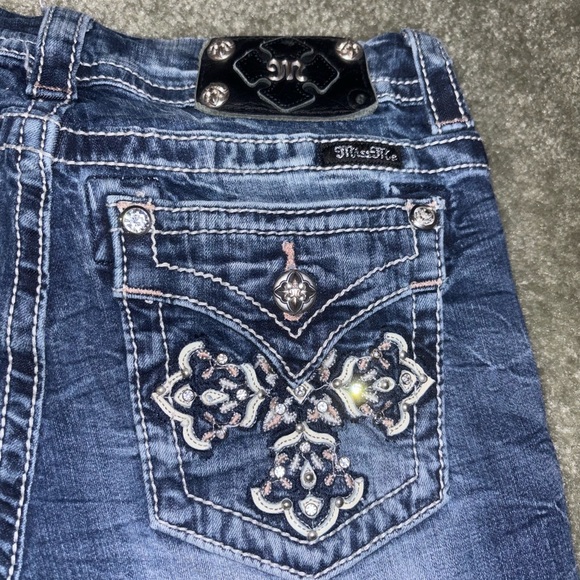 Miss Me jeans in perfect shape no stains or holes! - Picture 4 of 6